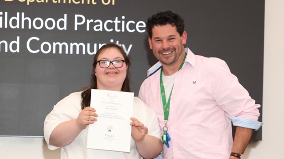 Abbiemarshallrecognisingexcellence (1)